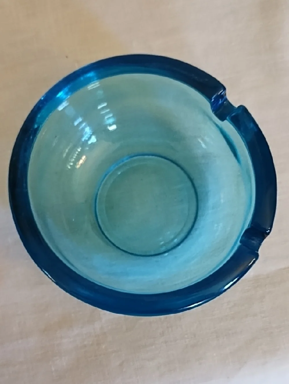 HAZEL ATLAS VINTAGE SKY BLUE GLASS MCM TWO SLOTS ASHTRAY